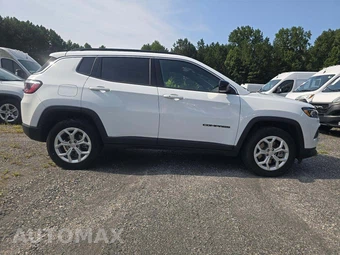2024 Jeep Compass Latitude - miniatura 4