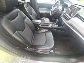 2024 Jeep Compass Latitude - miniatura 18