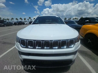 2024 Jeep Compass Latitude - miniatura 2