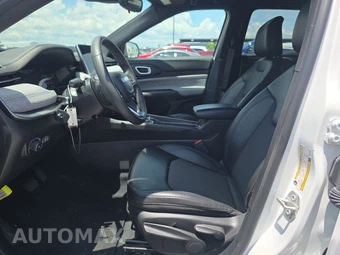 2024 Jeep Compass Latitude - miniatura 7