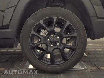 2024 Jeep Compass Latitude - miniatura 12