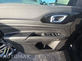 2024 Jeep Compass Latitude - miniatura 15