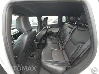 2024 Jeep Compass Latitude - miniatura 13