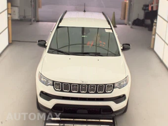 2024 Jeep Compass Latitude - miniatura 2