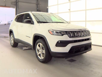 2024 Jeep Compass Latitude - miniatura 3