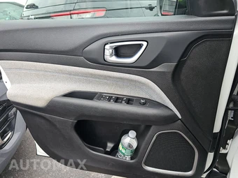 2024 Jeep Compass Latitude - miniatura 9