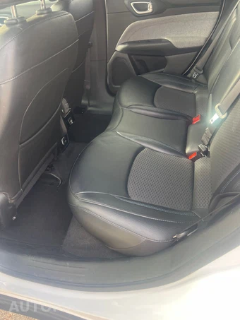 2024 Jeep Compass Latitude - miniatura 12