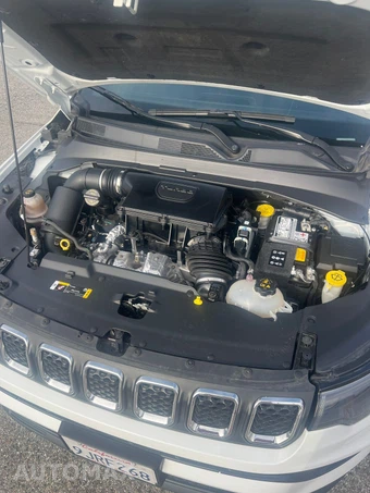 2024 Jeep Compass Latitude - miniatura 14
