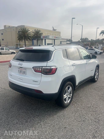 2024 Jeep Compass Latitude - miniatura 5