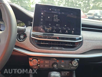 2024 Jeep Compass Latitude - miniatura 10