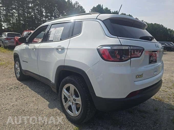 2024 Jeep Compass Latitude - miniatura 2