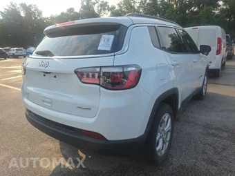 2024 Jeep Compass Latitude - miniatura 4