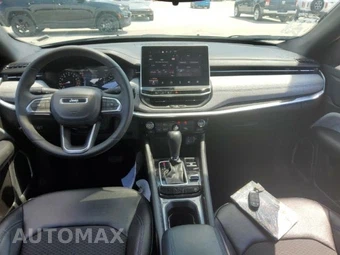 2024 Jeep Compass Latitude - miniatura 9