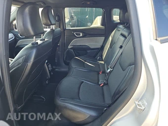 2024 Jeep Compass Latitude - miniatura 13