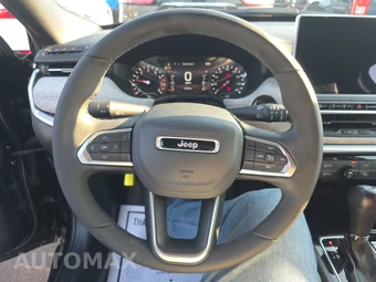 2024 Jeep Compass Latitude - miniatura 10