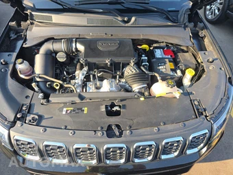 2024 Jeep Compass Latitude - miniatura 15