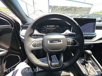 2024 Jeep Compass Latitude - miniatura 10