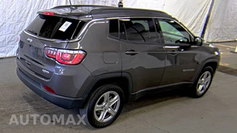 2024 Jeep Compass Latitude - miniatura 4