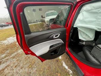 2024 Jeep Compass Latitude – miniatura 16