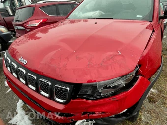 2024 Jeep Compass Latitude – miniatura 9