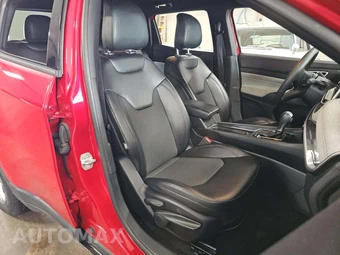 2024 Jeep Compass Latitude - miniatura 18