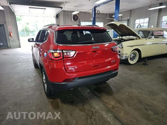 2024 Jeep Compass Latitude - miniatura 2
