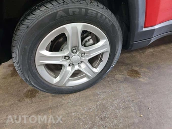 2024 Jeep Compass Latitude - miniatura 25