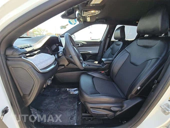 2024 Jeep Compass Latitude - miniatura 6