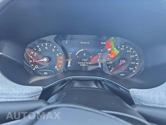 2024 Jeep Compass Latitude - miniatura 9