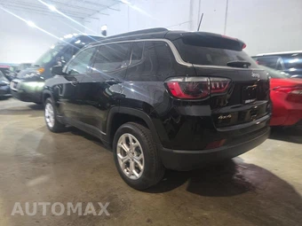 2024 Jeep Compass Latitude - miniatura 6