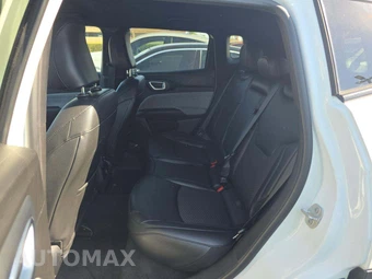 2024 Jeep Compass Latitude - miniatura 10