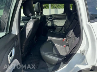 2024 Jeep Compass Latitude - miniatura 15