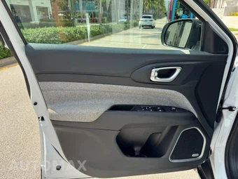 2024 Jeep Compass Latitude - miniatura 20