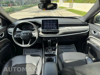 2024 Jeep Compass Latitude - miniatura 23