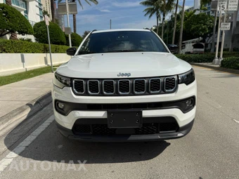2024 Jeep Compass Latitude - miniatura 3