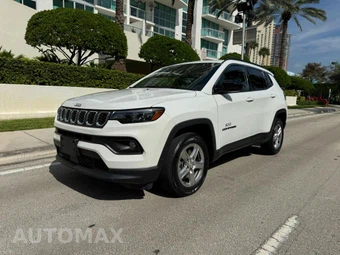 2024 Jeep Compass Latitude - miniatura 4