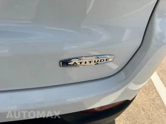 2024 Jeep Compass Latitude - miniatura 11