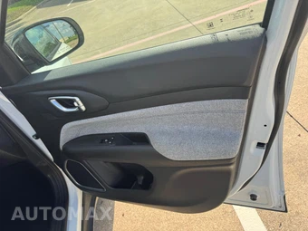 2024 Jeep Compass Latitude - miniatura 18