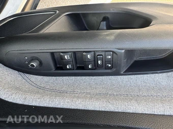 2024 Jeep Compass Latitude - miniatura 34