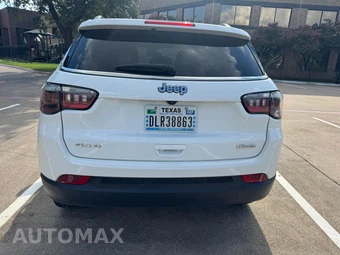 2024 Jeep Compass Latitude - miniatura 6