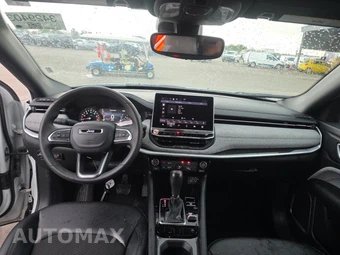 2024 Jeep Compass Latitude - miniatura 11