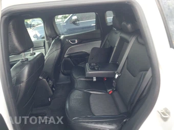2024 Jeep Compass Latitude - miniatura 13