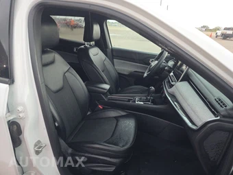 2024 Jeep Compass Latitude - miniatura 8
