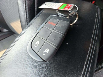 2024 Jeep Compass Latitude - miniatura 8