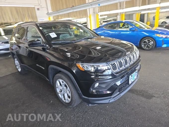2024 Jeep Compass Latitude - miniatura 3