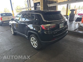 2024 Jeep Compass Latitude - miniatura 6