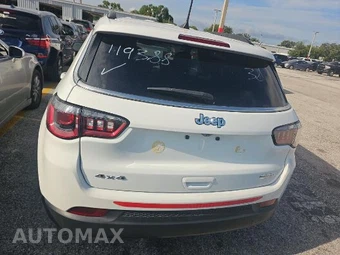2024 Jeep Compass Latitude - miniatura 5