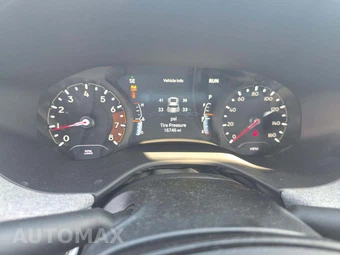 2024 Jeep Compass Latitude - miniatura 9