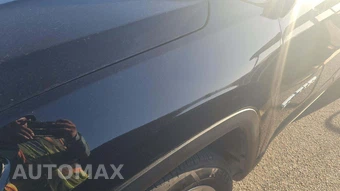 2024 Jeep Compass Latitude - miniatura 19