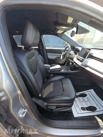 2024 Jeep Compass Latitude - miniatura 18